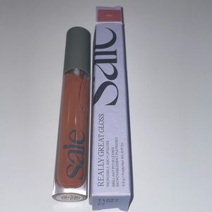 Saie Really Great Gloss in shade Chill